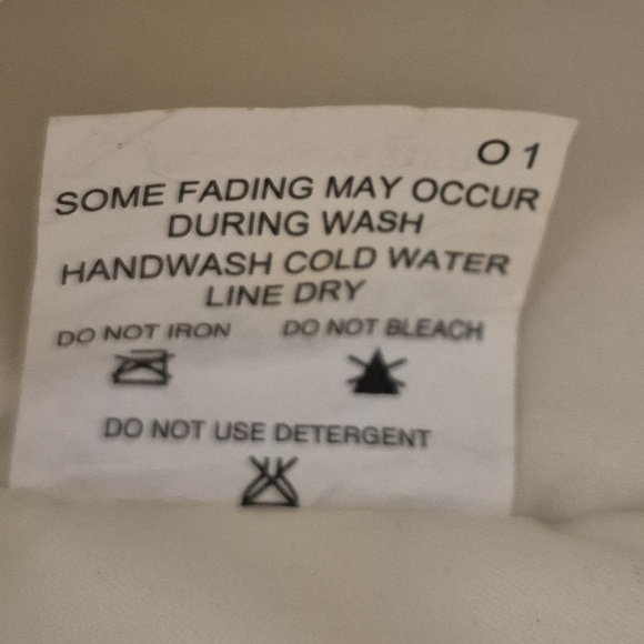 LeSportsac Summer Floral Gray / Pink Nylon Classic Adjustable Crossbody Hobo Bag - Picture 15 of 15